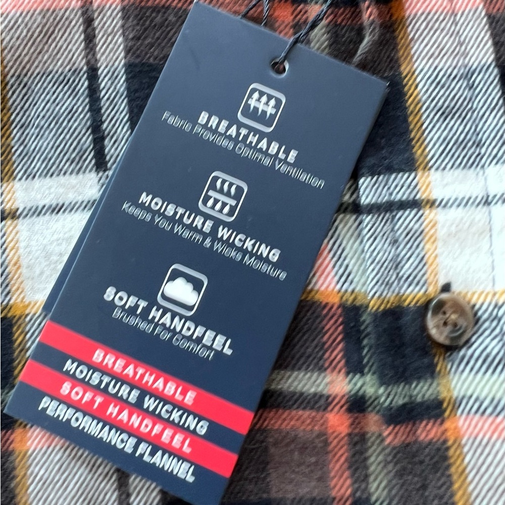 Chaps Performance Flannel Button Down In Navy Pla… - image 4